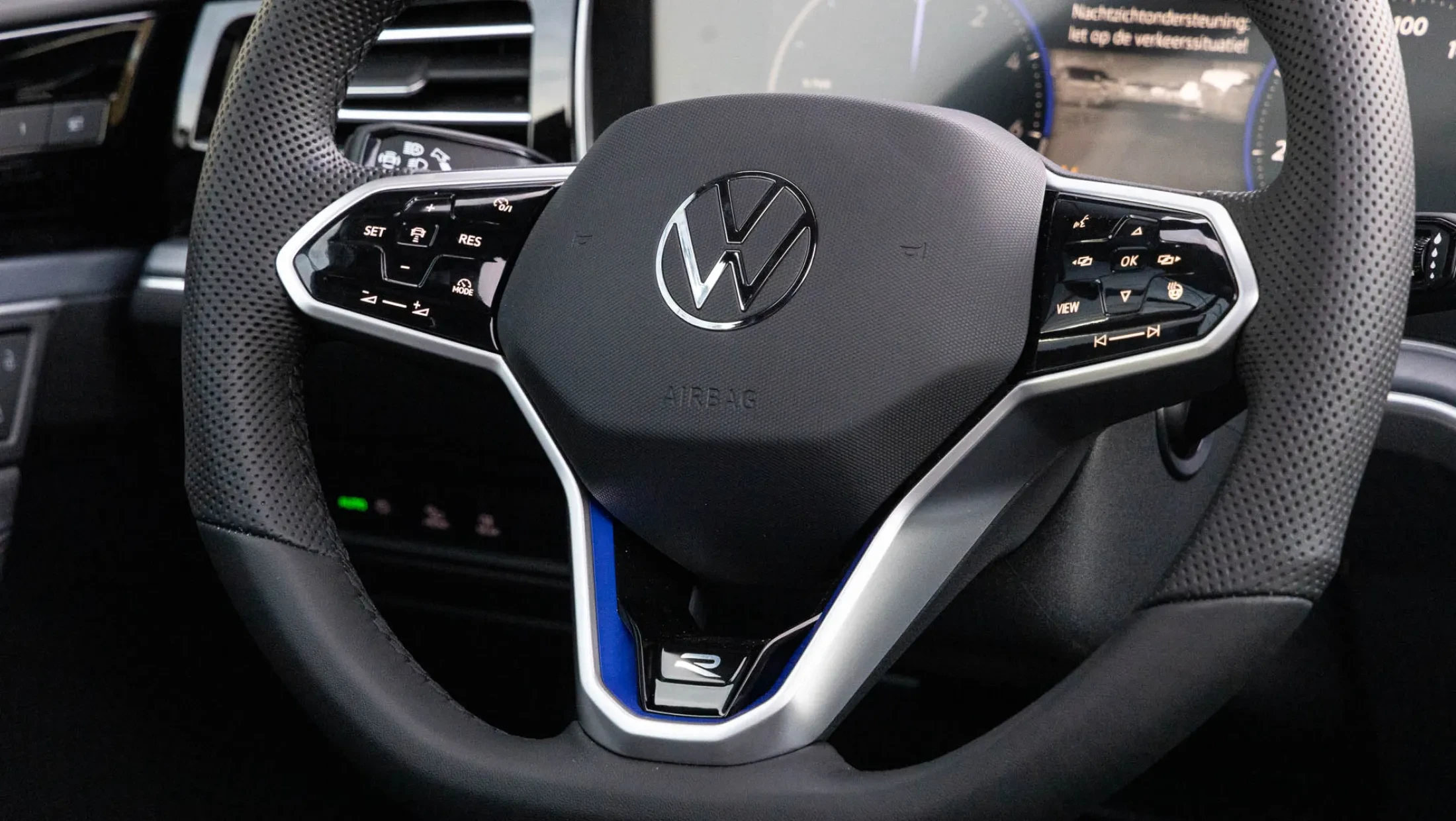 Volkswagen Touareg R