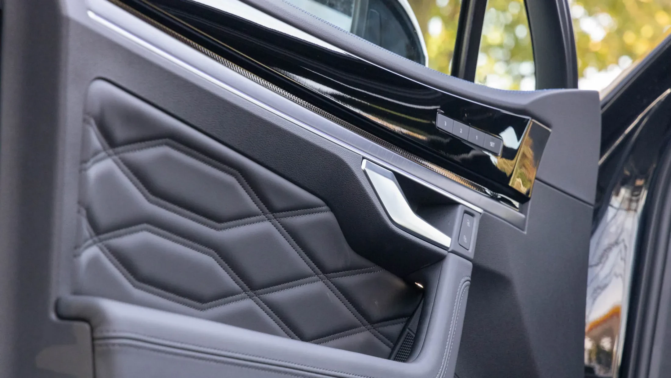 Volkswagen Touareg R