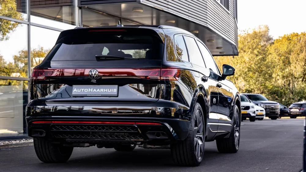 2024 Volkswagen Touareg R